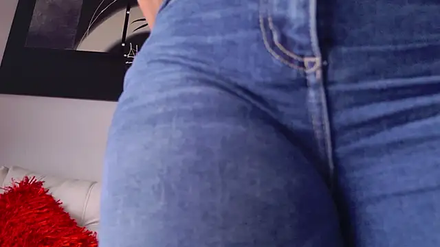 Snapshot of Paula_Brown88 chatting on March 12, 11:33 pm Paula Brown88 online show from March 12, 11:33 pm