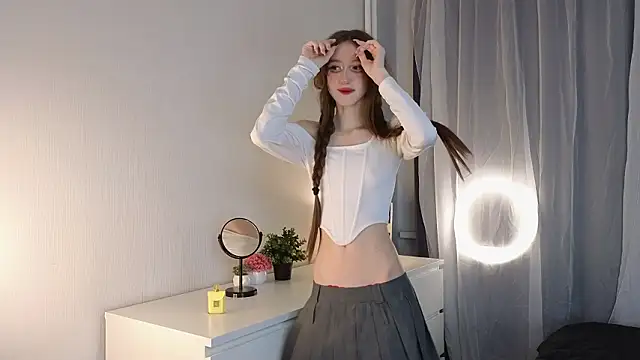 Snapshot of arina_waifu chatting on March 9, 9:08 pm arina waifu online show from March 9, 9:08 pm