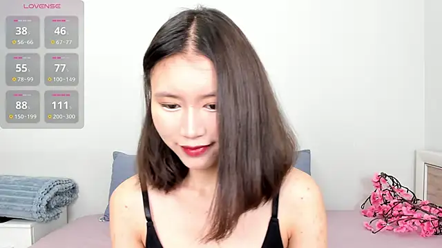 Kiraeko online show from June 26, 10:25 pm