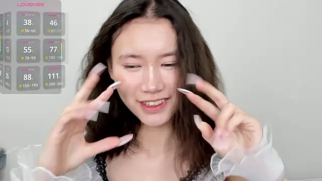 Kiraeko online show from August 8, 9:39 pm