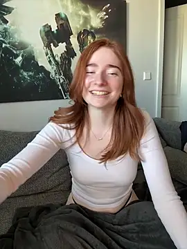 HoneyBunny18 online show from April 1, 1:41 pm