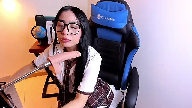 Valecute  online show from March 25, 8:04 pm