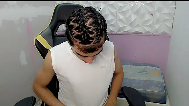 Bad bunnyy  online show from April 3, 10:08 pm