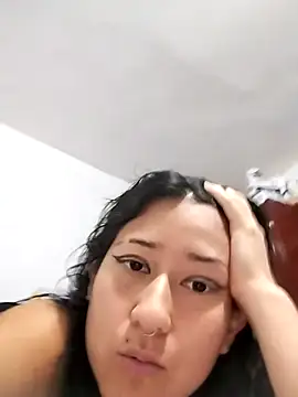 Snapshot of Velvetmoodcute chatting on April 8, 3:23 pm Velvetmoodcute online show from April 8, 3:23 pm