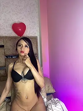 Lauraaa pink18 online show from February 28, 3:29 am