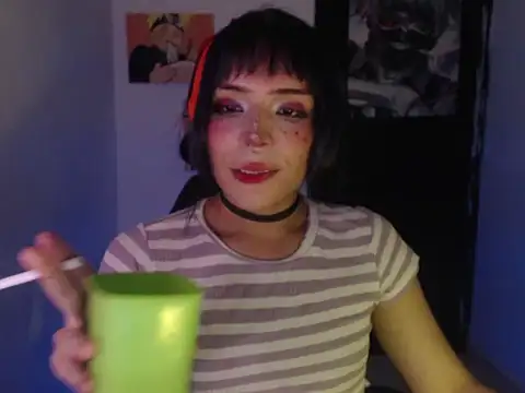 Snapshot of LatinDemon_hot chatting on March 10, 1:10 am LatinDemon hot online show from March 10, 1:10 am