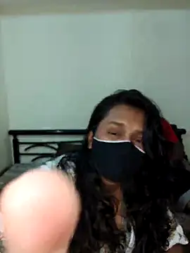 Snapshot of RDindian96 chatting on March 5, 2:24 pm RDindian96 online show from March 5, 2:24 pm