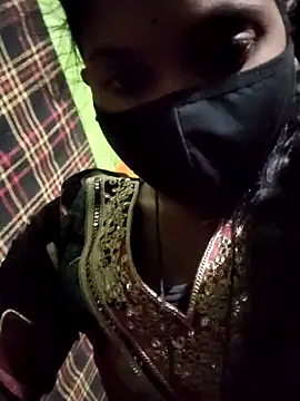 Snapshot of Cute_aroshi chatting on March 5, 4:58 pm Cute aroshi online show from March 5, 4:58 pm