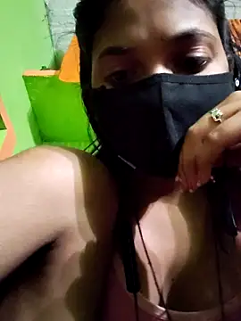 Snapshot of Cute_aroshi chatting on March 10, 7:41 pm Cute aroshi online show from March 10, 7:41 pm