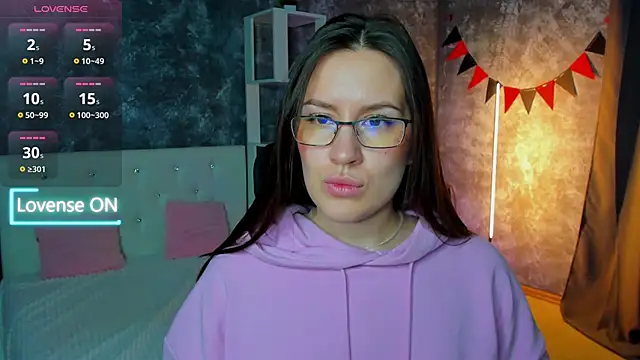 Snapshot of asti_bubbles chatting on March 23, 1:31 am asti bubbles online show from March 23, 1:31 am