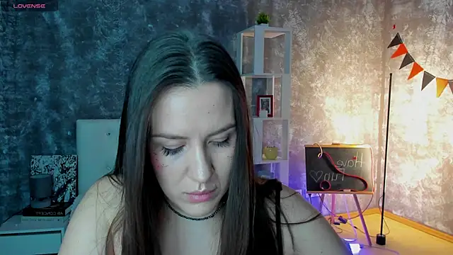 Snapshot of asti_bubbles chatting on April 2, 1:03 am asti bubbles online show from April 2, 1:03 am