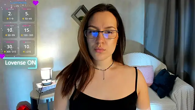 Snapshot of asti_bubbles chatting on April 10, 1:33 am asti bubbles online show from April 10, 1:33 am