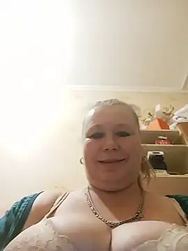 KiraStanton online show from July 24, 6:50 pm