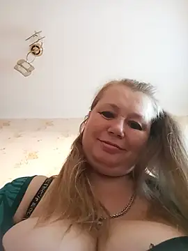 KiraStanton online show from July 27, 4:41 am