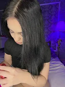 Olivia Noor online show from March 29, 2:11 am