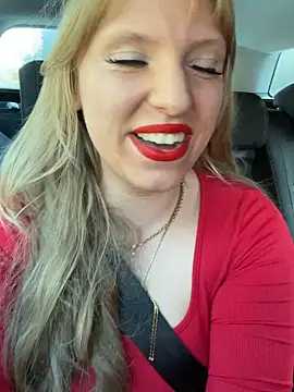 Snapshot of TiffyRose chatting on March 27, 7:25 am TiffyRose online show from March 27, 7:25 am