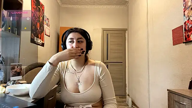 Snapshot of AshlynWabasha chatting on March 24, 2:33 pm AshlynWabasha online show from March 24, 2:33 pm