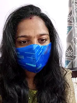 Shaliniqueen online show from June 3, 2:58 am