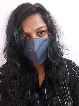Shaliniqueen online show from July 4, 7:14 am