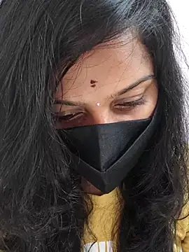 Shaliniqueen online show from July 5, 6:53 am