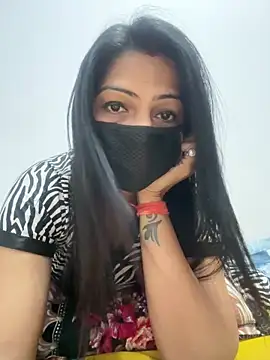 Snapshot of Daisy-Pandey chatting on April 7, 11:10 am Daisy-Pandey online show from April 7, 11:10 am