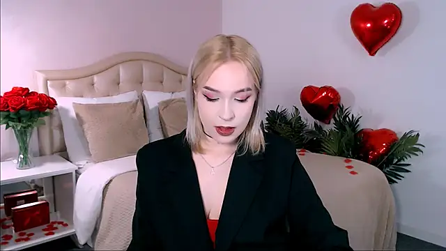 Snapshot of serene_land chatting on March 20, 11:04 am serene land online show from March 20, 11:04 am