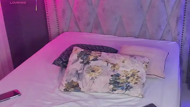 Snapshot of Baby_foxx chatting on March 12, 10:43 am Baby foxx online show from March 12, 10:43 am