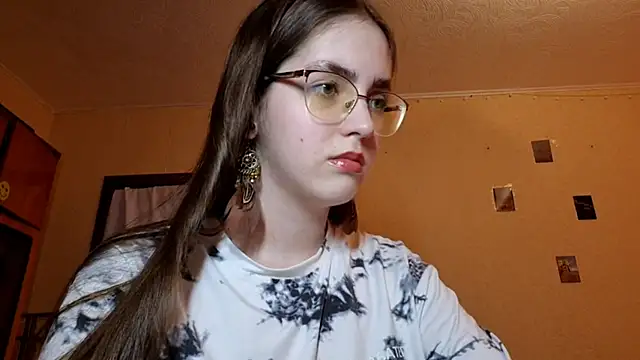 Katelemon online show from March 9, 12:20 pm