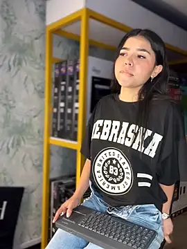 Snapshot of Ambarina_ chatting on March 19, 11:36 am Ambarina online show from March 19, 11:36 am