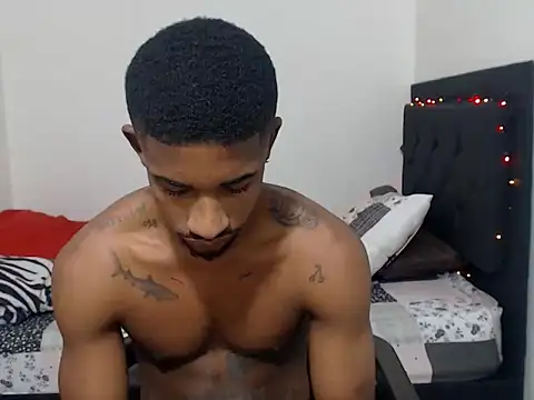 blackhorseet online show from April 5, 9:45 pm