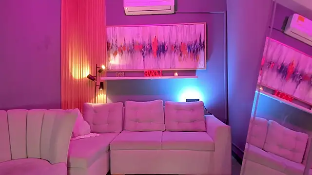 Snapshot of janinne_lu chatting on March 20, 11:04 am janinne lu online show from March 20, 11:04 am