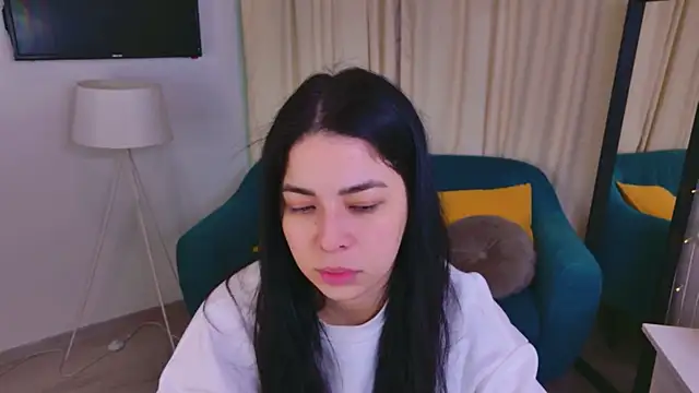 Erika Moan  online show from March 27, 5:57 am