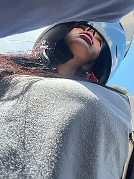 susi chimm online show from March 13, 3:07 pm