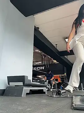 susi chimm online show from March 27, 3:23 pm