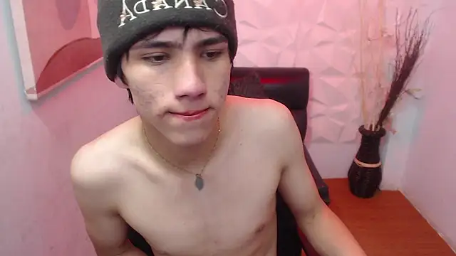 Snapshot of Stich_23 chatting on March 9, 2:21 pm Stich 23 online show from March 9, 2:21 pm