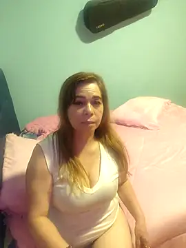 Snapshot of rubiii1972 chatting on March 2, 6:14 am rubiii1972 online show from March 2, 6:14 am