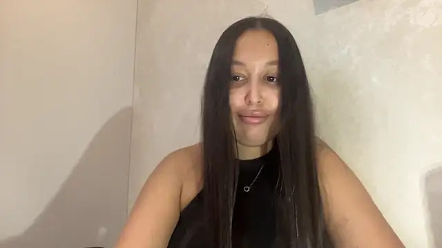 Snapshot of Dana_005 chatting on March 2, 9:43 pm Dana 005 online show from March 2, 9:43 pm