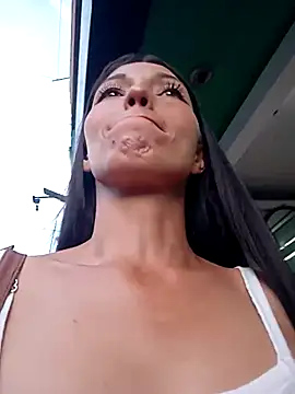 Snapshot of sandy_11_ chatting on March 14, 10:48 pm sandy 11 online show from March 14, 10:48 pm