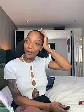 MississippiBabee online show from March 25, 2:56 pm