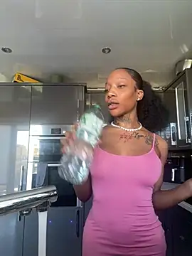 MississippiBabee online show from April 7, 9:43 am