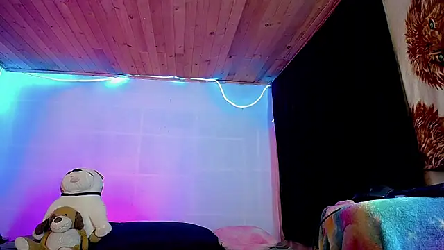 Snapshot of NikollThoms chatting on March 14, 2:06 am NikollThoms online show from March 14, 2:06 am