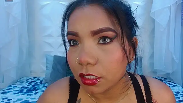 Elizabeth Suan  online show from March 26, 12:11 pm