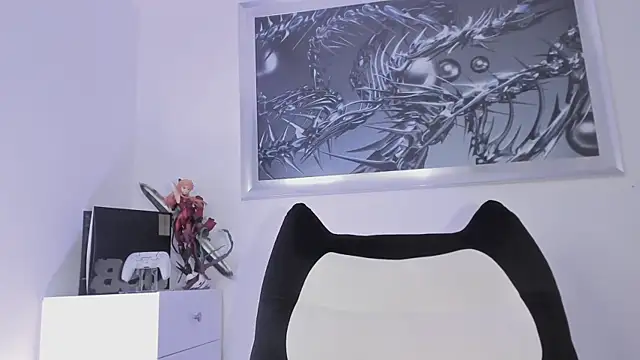 elledanielle online show from June 6, 5:34 am
