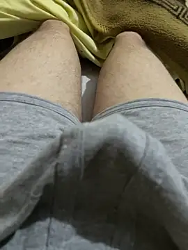 comokalii online show from February 26, 9:58 pm