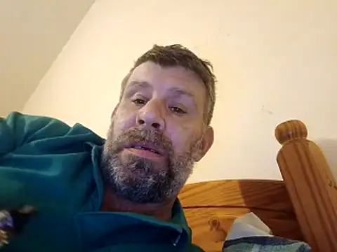 stud2512 online show from March 10, 10:15 pm