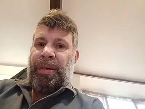 stud2512 online show from April 2, 7:17 am