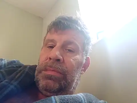 stud2512 online show from June 10, 7:51 am