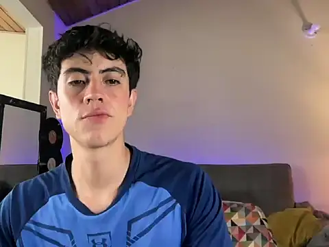 Snapshot of Stolas_ying chatting on March 12, 6:03 pm Stolas ying online show from March 12, 6:03 pm