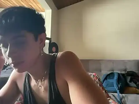 Snapshot of Stolas_ying chatting on March 13, 8:15 pm Stolas ying online show from March 13, 8:15 pm