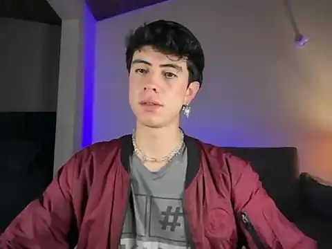 Snapshot of Stolas_ying chatting on March 17, 12:15 am Stolas ying online show from March 17, 12:15 am